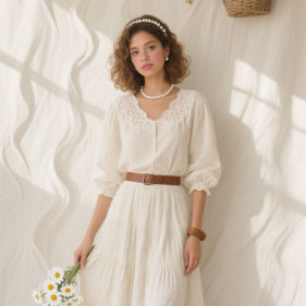 Soft Cotton Poly Blend Fabric 112GSM Skin Friendly Fabric For Casual Dresses