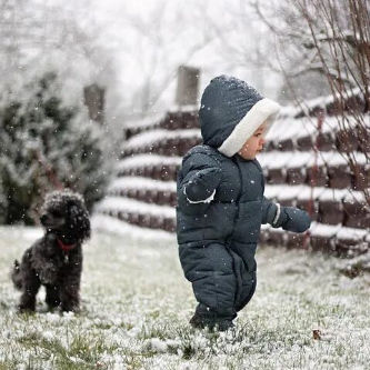 Waterproof 100 Polyester Fabric 47GSM Cape Fabric Breathable For Children