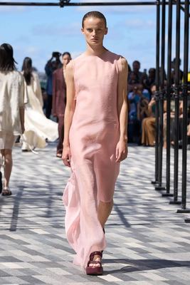 Fluffy texture Polyester Yarn Fabric 87GSM Comfortable Soft Shirt Fabric