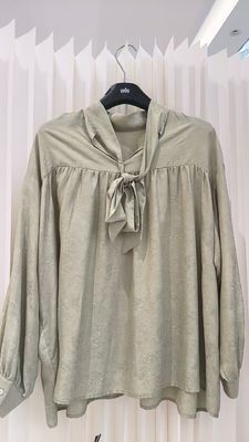 105GSM Autumn Winter Dress Fabric Off White Textured Dress Fabric 20% LONGCELL 58% polyester 22% Tencel