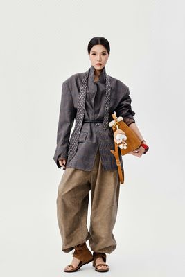 New Autumn And Winter Aluminum Wire Edge Wrapped Suit Jacket With High Waist For Slimming And Retro Style Loose Dad Pants