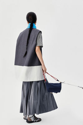 Dark Colored Contrasting Patchwork Suit Vest With A Niche Design Sense , Loose Sleeveless Jacket With Fringed Edges