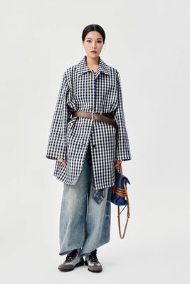 Retro Blue And White Checkered Waist Windbreaker With Niche Design Sense , Mid Length Silhouette , Shirt Style Jacket