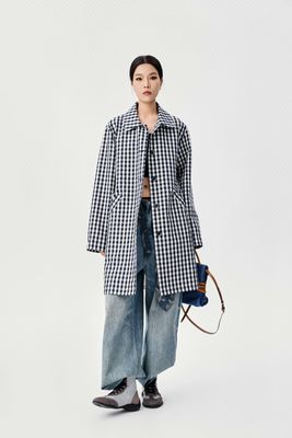 Retro Blue And White Checkered Waist Windbreaker With Niche Design Sense , Mid Length Silhouette , Shirt Style Jacket