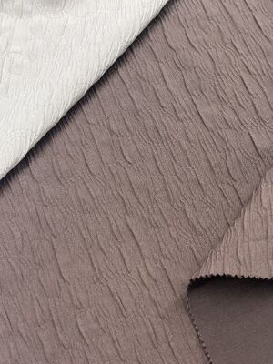 100% Polyester 125CM 228G/M ² Spring And Autumn New Niche Daisy Jacquard Texture Fabric