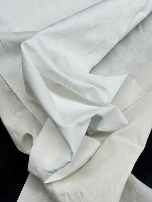 100% Polyester Spring/summer New Product 130g/m ² 132cm Cute flower jacquard fabric