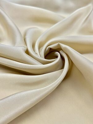 40.1% Acetic Acid 31.5% Mulberry Silk 28.4% Human Silk Spring/Summer New Product Acetic Acid Mulberry Silk Blended Fabric