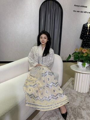 MT404  Middle Eastern Modest Wear Gold & Silver Sequin Geometric Kaftan Abaya