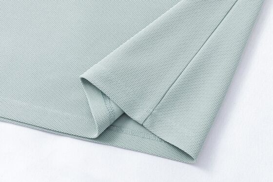 2185 Summer Hot Item 200g 100% Polyester Fiber
First Line Removal Of Labels, Fashionable And Simple Splicing POLO Shirt