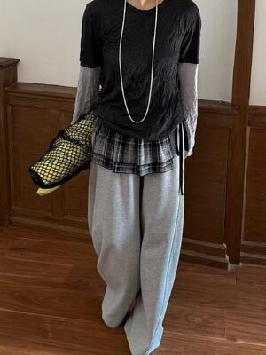 Spring/Summer New Product: 20% Lyocell Fiber, 80% Polyester, Deep Grey And Light Grey Blended Folded Knitted Color Blocked Artificial Two Piece T-shirt