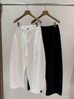 Spring/Summer 52% Tencel ™ Lyocell 40% Cotton 8% Nylon Black And White Adjustable Hem Curved Work Pants