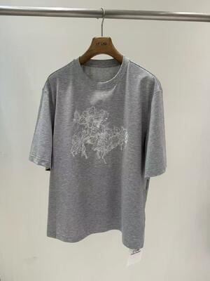 Fashion Raised Embroidery Graphic Detailed T-Shirt, 42% Lyocell 30% Polyester 28% Cotton Blended Fabric, Soft Smooth Casual Basic Short Sleeve To