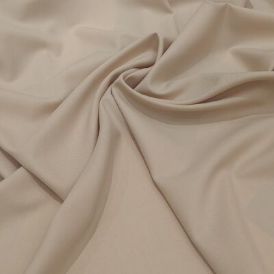 8311 100% polyester high-density woven fabric, wrinkle resistant, wear-resistant, not easy to deform, sagging, suitable for all seasons as raw materials for women's clothing