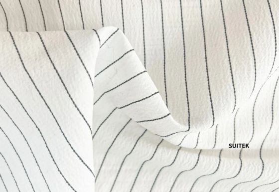 Durable Striped Polyester Fabric 63GSM Polyester Lightweight Fabric For Daily Commuting Shirt Skirt