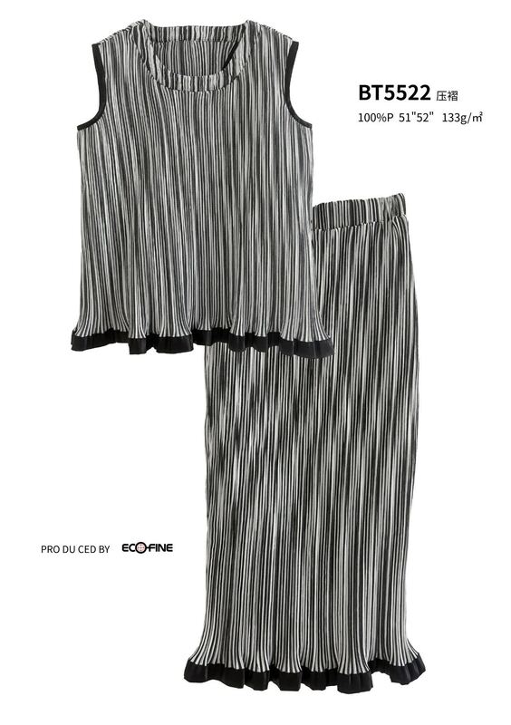 100% Polyester Black And White Striped Fabric 63GSM Suit Clothing Fabric